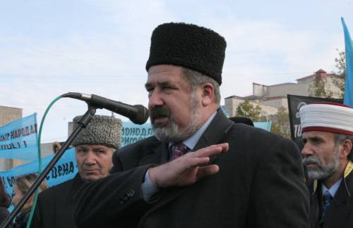 Крымские татары потребовали мэра Симферополя за 10 дней снести памятник Ленину