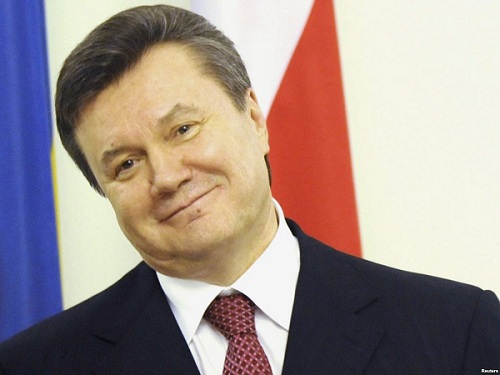 Янукович: крымчане защищают свою землю от бандеровцев