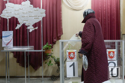 В Саках уже проголосовала половина жителей
