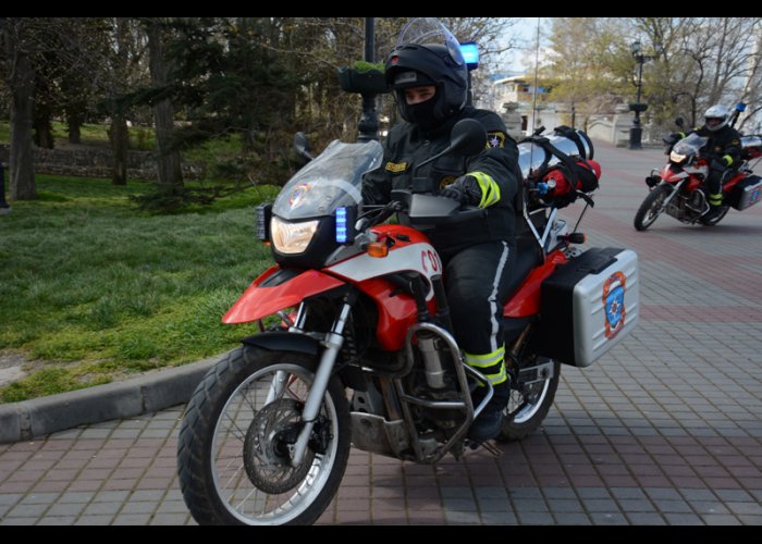 В городе русской славы спасателей пересадили на мотоциклы