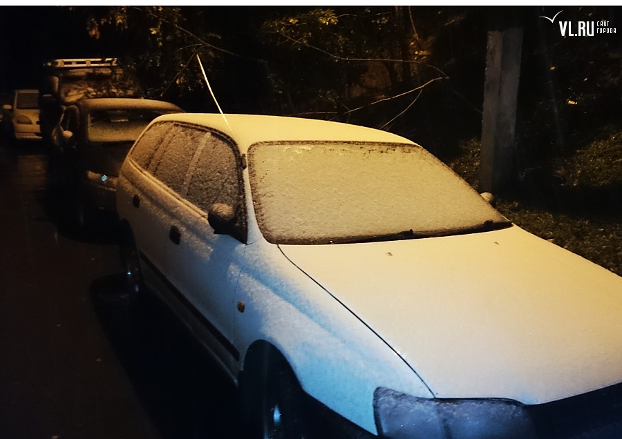 Во Владивостоке выпал снег