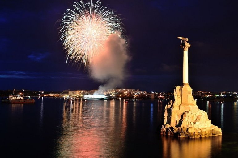 Севастополь и Феодосия возглавили ТОП городов для празднования 9 Мая