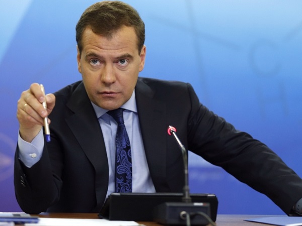 Медведев проведет встречу с молодыми режиссерами и актерами с форума 