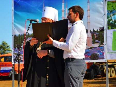 В Крыму приступили к строительству главной соборной мечети (ФОТОРЕПОРТАЖ)