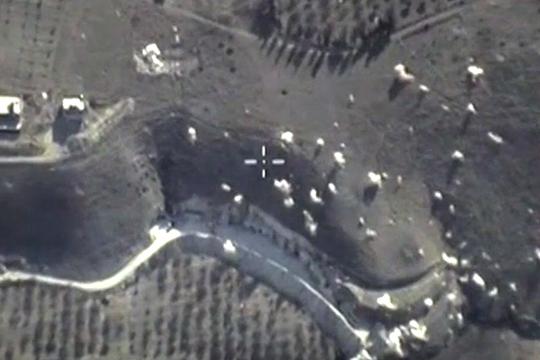 Минобороны РФ опубликовало кадры бомбардировок Сирии (ВИДЕО)