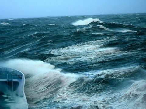 Вечером в Керченском проливе ожидается шторм
