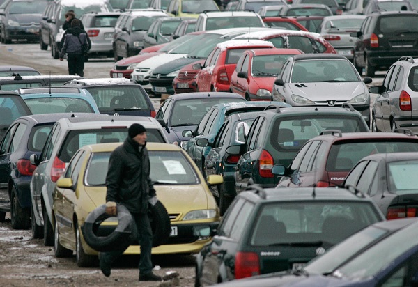 На границе с Крымом участились случаи перегона автомобилей по поддельным документам