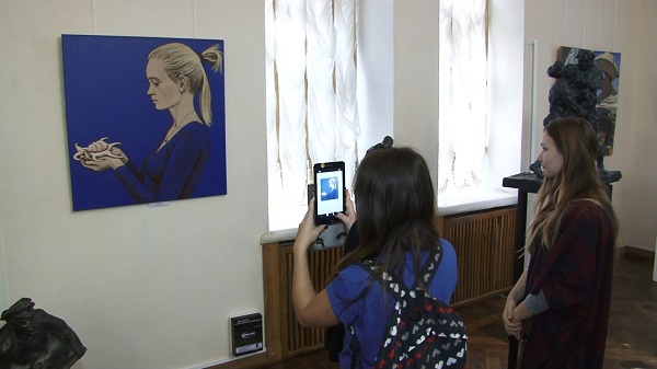 В Крым привезли картины ведущих московских художников (ФОТО)