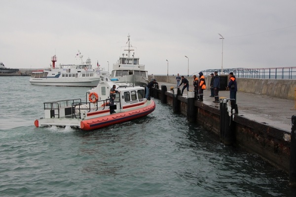 Спасенные моряки рассказали о крушении плавкрана у берегов Крыма (ВИДЕО)